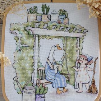 Xiutime Cross Stitch KitNO. 175Girl and Goose