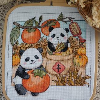 Xiutime Cross Stitch KitNO. 183 Autumn Panda